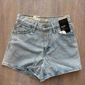 Levi's 80s Mom Short